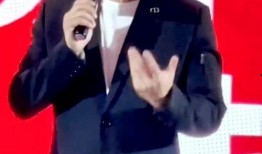 吴京爆料易烊千玺视频,揭秘青春偶像的幕后故事