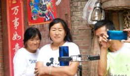 大衣哥爆料儿媳最新视频,甜蜜互动引网友热议