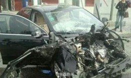 开平爆料车祸新闻,悲剧瞬间，生命无常